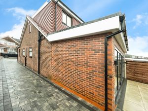 External- click for photo gallery